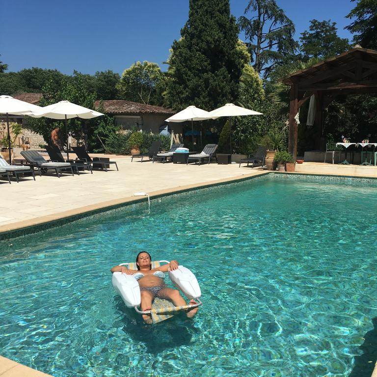Le Mas Shabanou Bed and Breakfast Roquefort-les-Pins Esterno foto