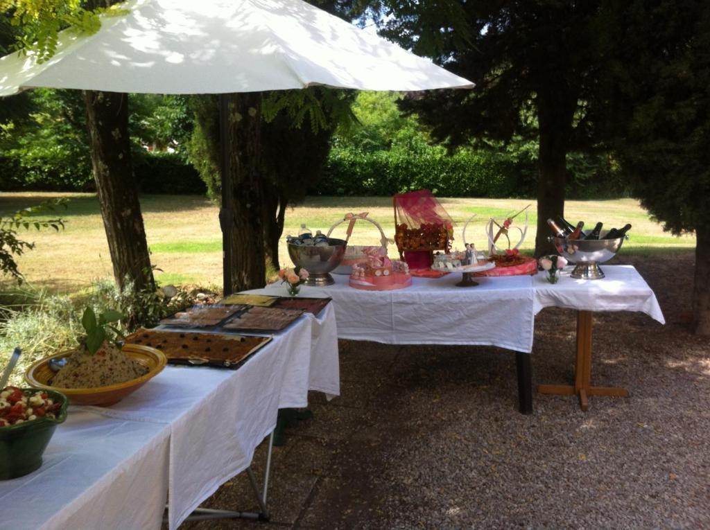 Le Mas Shabanou Bed and Breakfast Roquefort-les-Pins Esterno foto