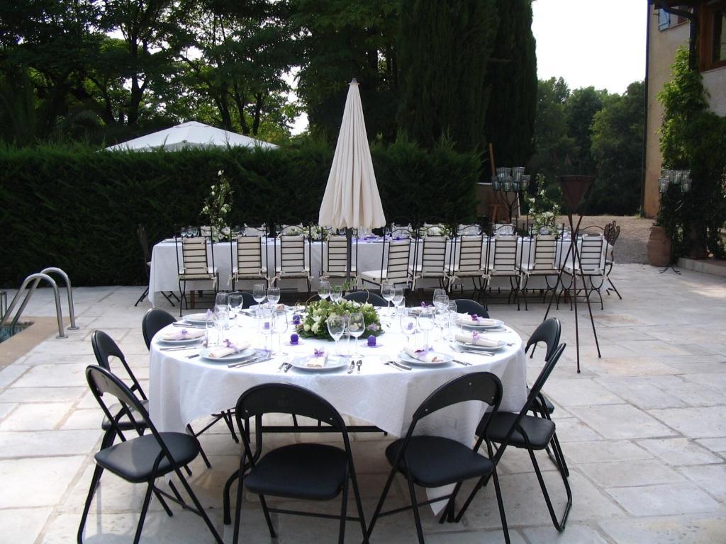 Le Mas Shabanou Bed and Breakfast Roquefort-les-Pins Esterno foto