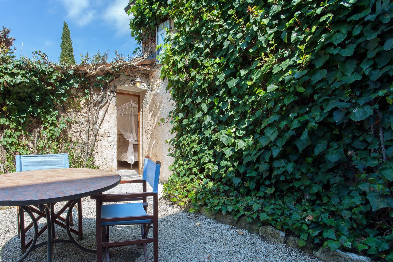 Le Mas Shabanou Bed and Breakfast Roquefort-les-Pins Esterno foto